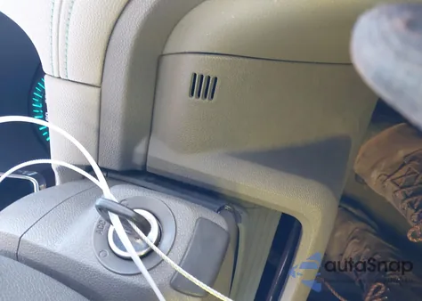 2013 Chevrolet Traverse 1Lt z USA, uszkodzony, nr VIN 1GNKRGKD0DJ266939